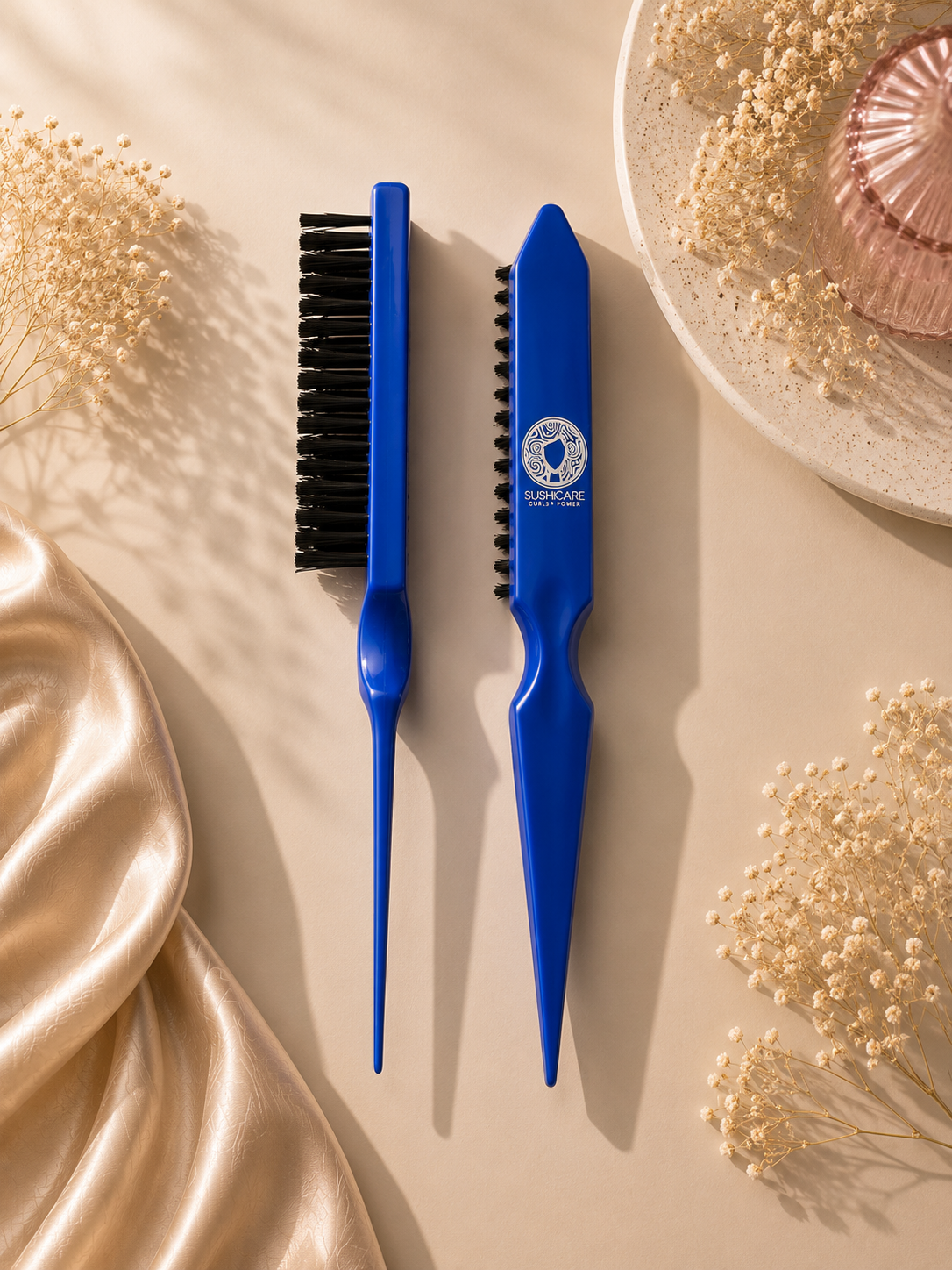 Slick Back Brush - مشط لتثبيت الشعر
